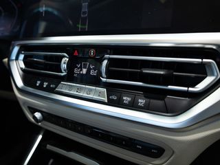 BMW SERIE 330i 2019