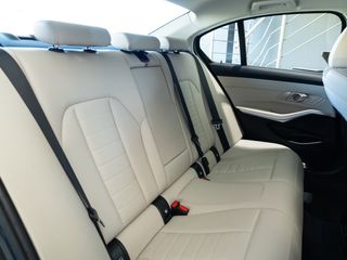 BMW SERIE 330i 2019