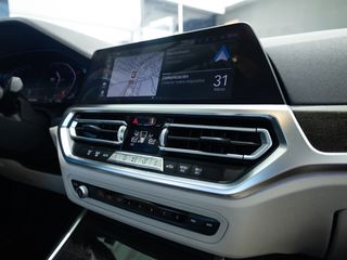BMW SERIE 330i 2019