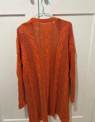 Chaqueta larga naranja tejida