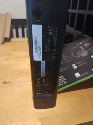Xbox 360 E 500GB