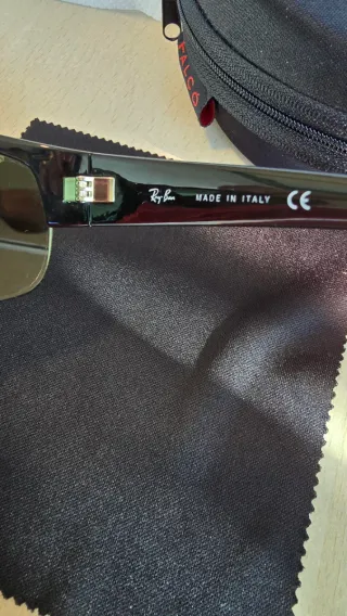 Gafas de sol Ray-Ban RB4079 Negras