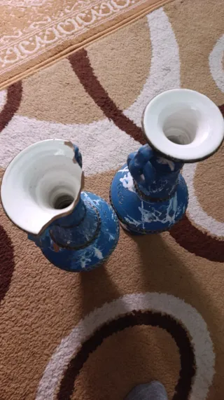 2 Jarrones Cerámica Azul y Blanco