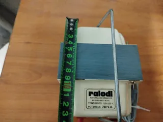 Transformador Rolodi 750 VA
