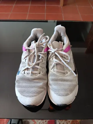 Zapatillas Nike Gris y Rosa