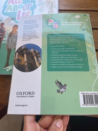 Libro “All about us” 6 activity book. Oxford.
