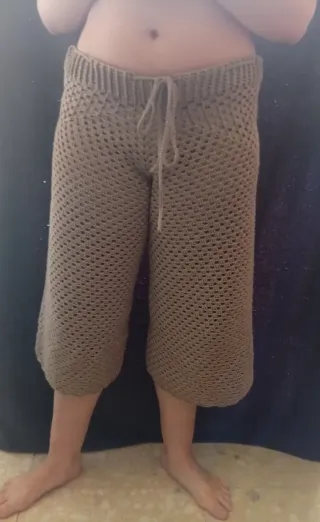 Pantalón crochet hecho a mano talla M