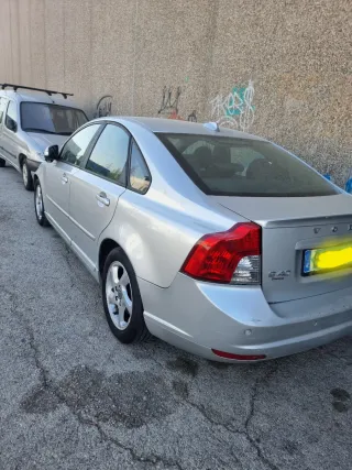 Volvo S40 2011