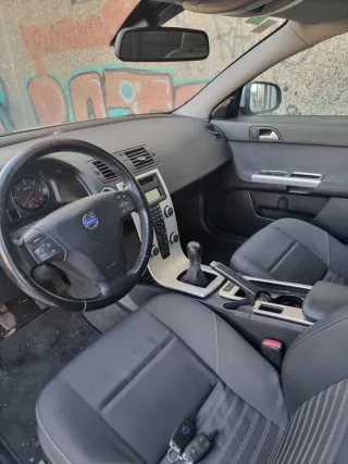 Volvo S40 2011