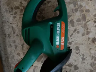 Cortasetos eléctrico Black & Decker