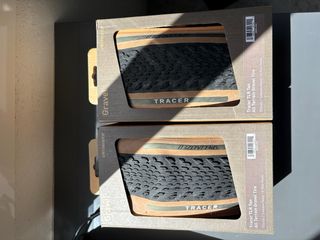 Cubiertas Specialized Tracer TLR Tan 700x45c NUEVA
