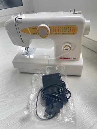 Máquina de coser Sigma 520 + pedal y accesorios