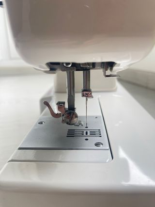 Máquina de coser Sigma 520 + pedal y accesorios
