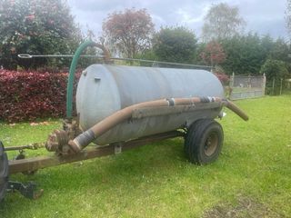 Cisterna 3000L para tractor.