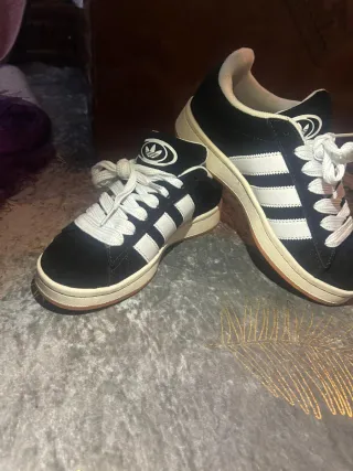 Zapatillas Adidas Campus Negras y Blancas