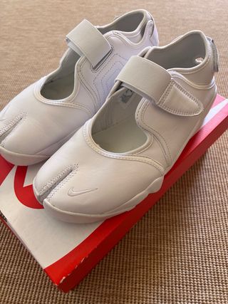 Nike Rift Tabi Piel Blancas