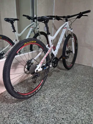 OPORTUNIDAD! Mondraker tallaL 29" muy ligera