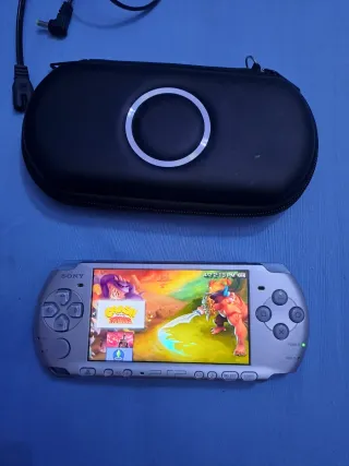 PSP 3000 Mystic Silver + 64GB SD