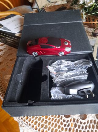 Teléfono Móvil Colección Mercedes-Benz Rojo