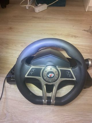 Volante e pedali Fanatec