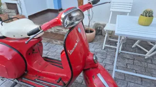 Vespa 160 GT Documentada