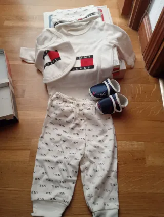 Conjunto Bebé Tommy Jeans