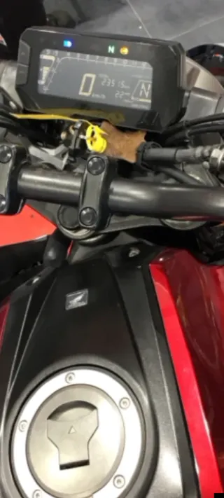 Honda CB 125 R Naked (15cv-etiqueta c- año 2021)