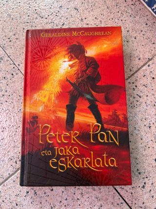 PETER PAN ETA JAKA ESKARLATA (ZUBIA)