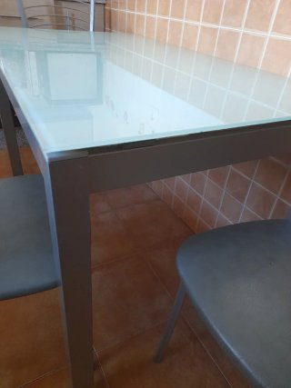 Mesa de cocina cristal y 6 sillas