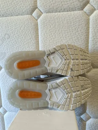 Zapatillas Nike Air Max Pulse Gris/Blanco