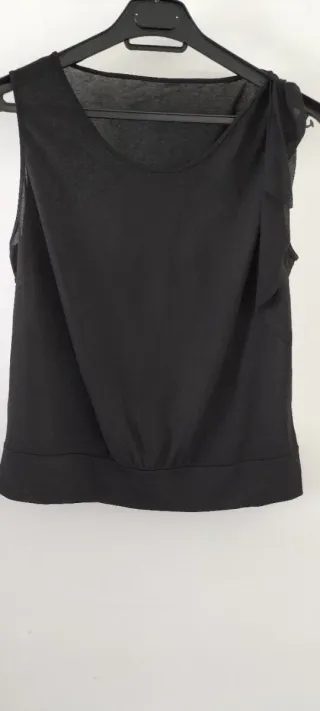 Top negro punto fino