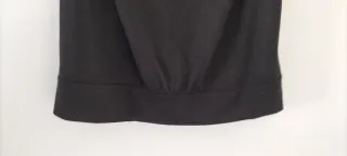 Top negro punto fino