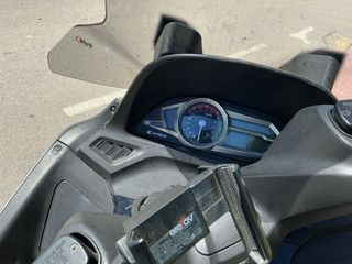 Kymco Xciting 400i Gris