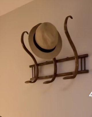 Perchero tipo Thonet. Antiguo Madera