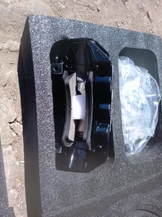 Frenada BMW Discos y Pinzas 6 pistones brembo