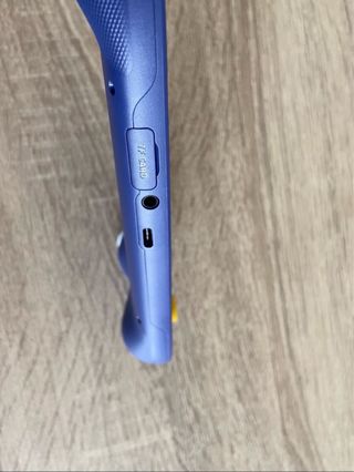 Retroid Pocket 5 OLED Viola con scatola + Grip + Cavo