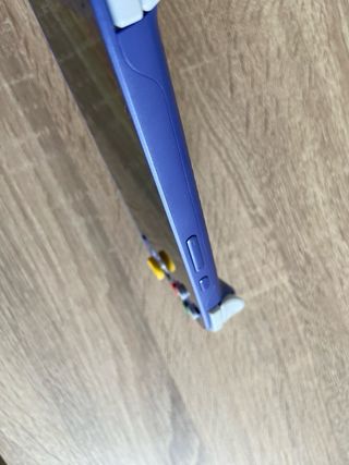 Retroid Pocket 5 OLED Viola con scatola + Grip + Cavo