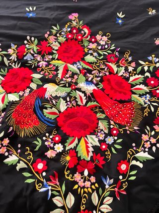 Manton de Manila antiguo Negro Bordado