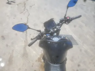 Yamaha MT-125 Naked Negra