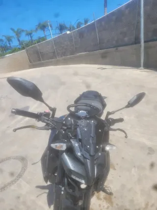 Yamaha MT-125 Naked Negra