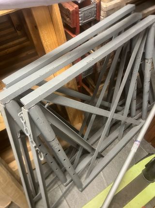 Caballetes de hierro