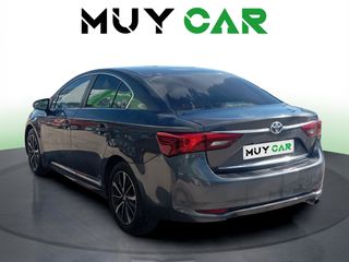 Toyota Avensis 1.8 140 Business Advance 108 kW (147 CV)
