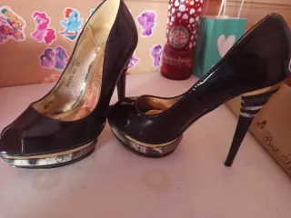 detalles de serpiente gris