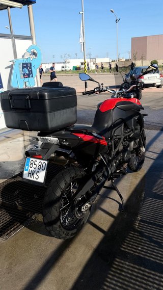 BMW F800GS Adventure Moto Naranja/Negra