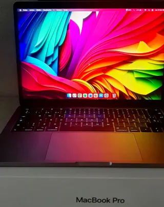 MACBOOK PRO