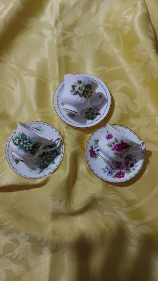 Set 3 Tazzine Mignon Porcellana