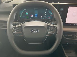 Ford Tourneo Courier BEV 43,5kWh 100kW (136CV) Trend Auto