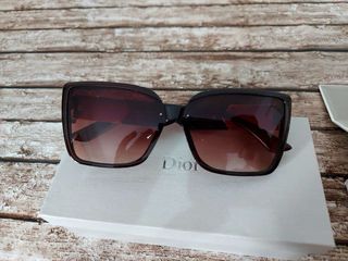 Gafas de sol Burberry negras y multicolor