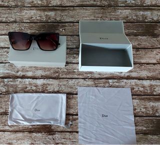 Gafas de sol Burberry negras y multicolor
