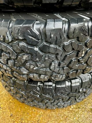 4 Neumático  All-Terrain 215/70R16 4x4 todoterren